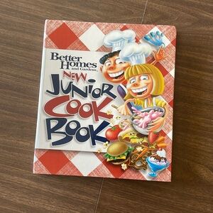 Better Homes and Gardens New Junior Cookbook